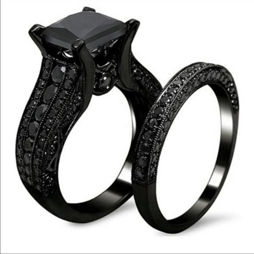 NEW BLACK SAPPHIRE PRINCESS CUT 925 SILVER RING - Picture 2 of 5